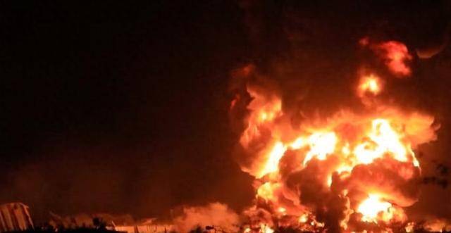 皇冠信用网代理_胡塞的导弹基地皇冠信用网代理，藏得太深了！以军偷袭未果，炸民航客机强行挽尊