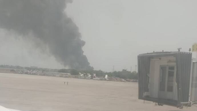 体育皇冠信用盘_一架客机在印度坠毁 机上载有242人