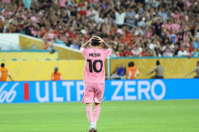 信用网如何申请_世俱杯揭幕战-乌斯塔里扑点梅西中框 迈阿密国际0-0开罗国民