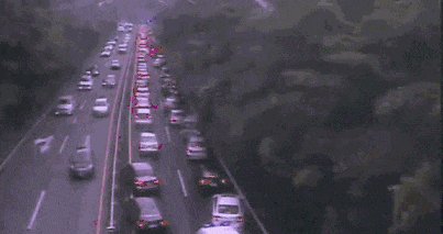 皇冠信用盘代理流程_深圳一隧道内堵车皇冠信用盘代理流程，市民教科书级指挥！网友：给他颁奖！