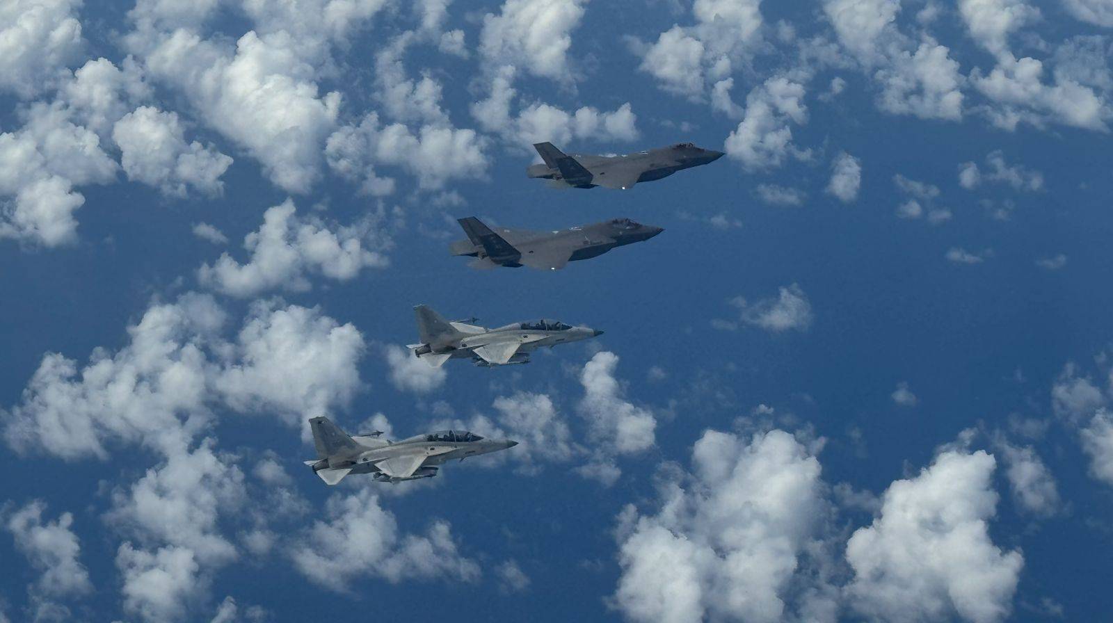 皇冠皇冠信用网平台_中国侦察船现身南海皇冠皇冠信用网平台，超级雷达出现，美军F-35隐身战机将无处可藏