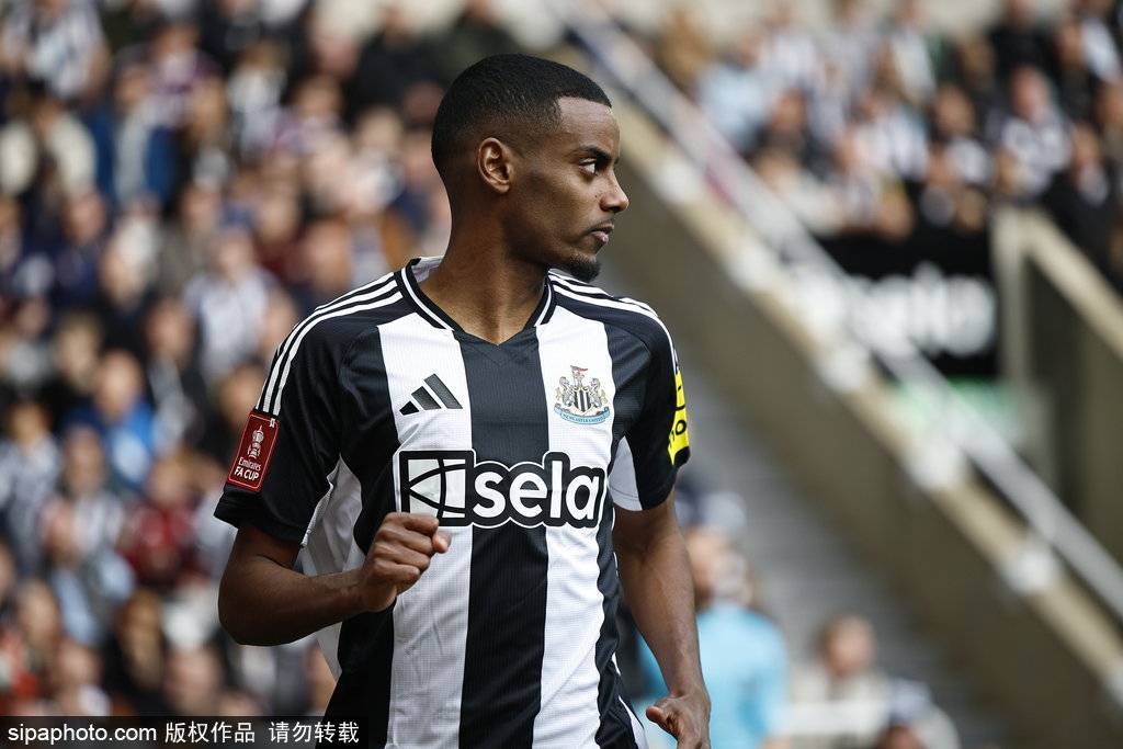 皇冠信用网开户_要加钱皇冠信用网开户！曝纽卡坚持1.5亿镑转会费 利物浦决定放弃伊萨克