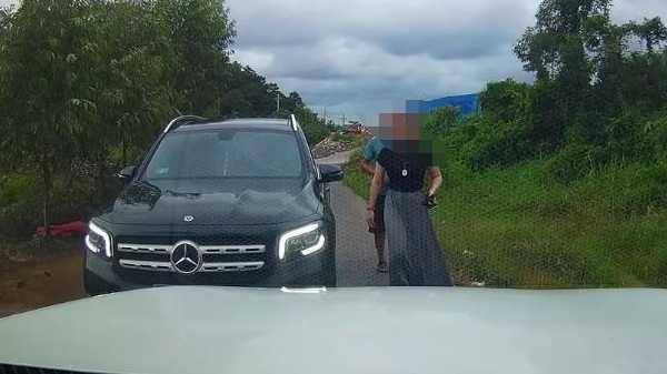 信用平台出租_广西“亮证女司机”身份已查清信用平台出租，当事人：将同对方见面沟通