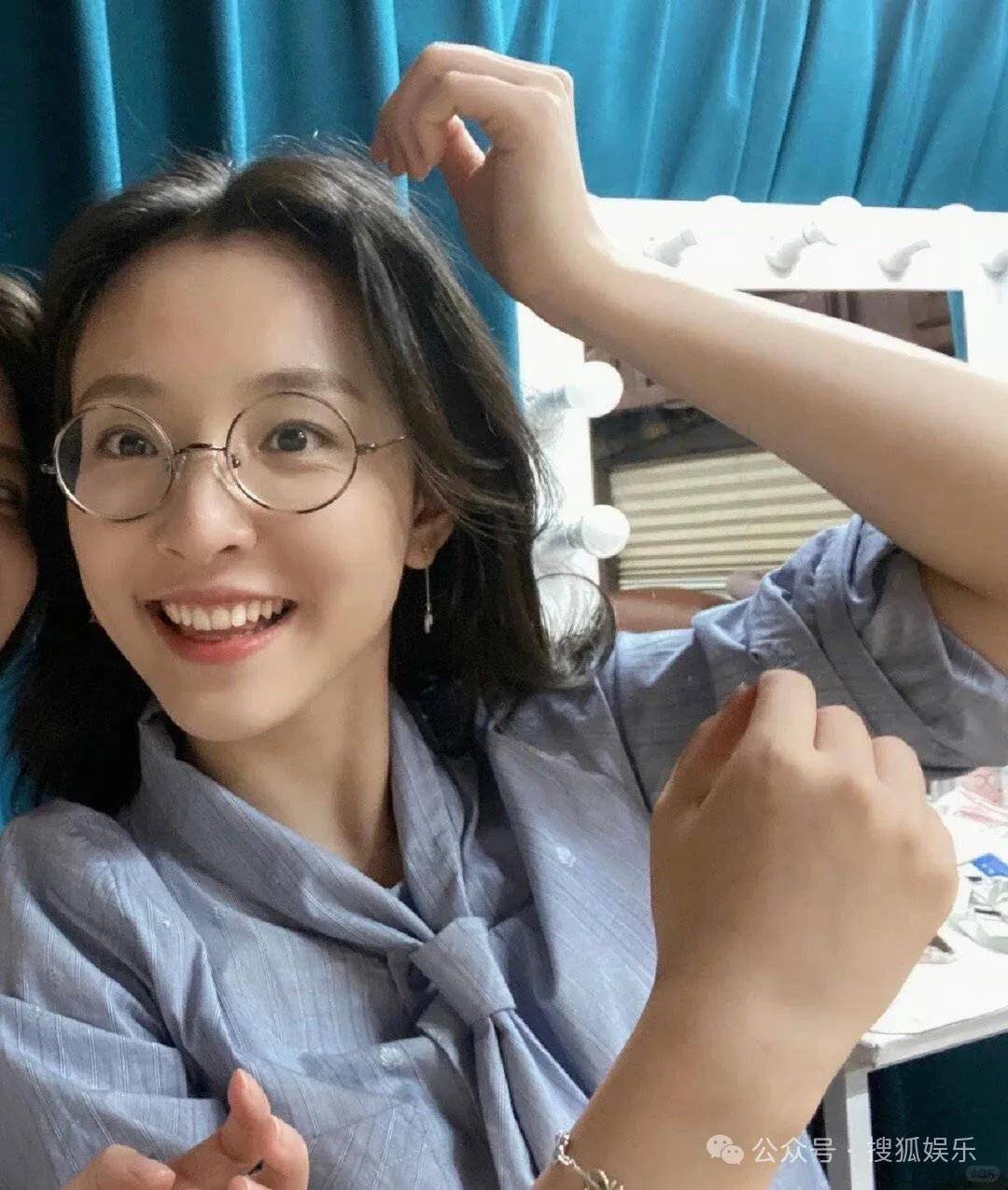 皇冠信用开号_离婚三年又被拍到亲密逛超市皇冠信用开号，他俩这是纯带娃还是真复合了？