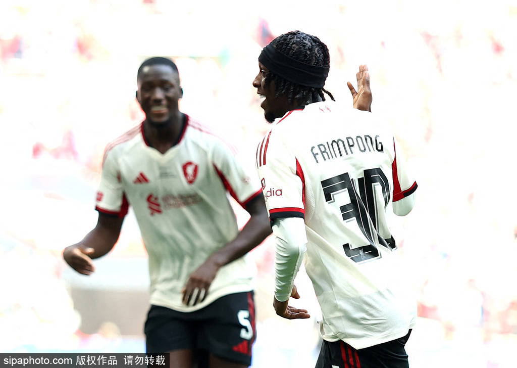 皇冠信用网代理_社区盾-埃基蒂克首球萨拉赫丢点 利物浦4-5水晶宫丢冠