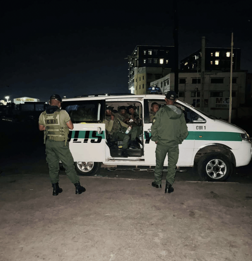 皇冠信用平台出租出售_马达加斯加首都发生骚乱华人商店被烧抢皇冠信用平台出租出售，当地华人：花钱请警察和部队，打退暴徒的进攻