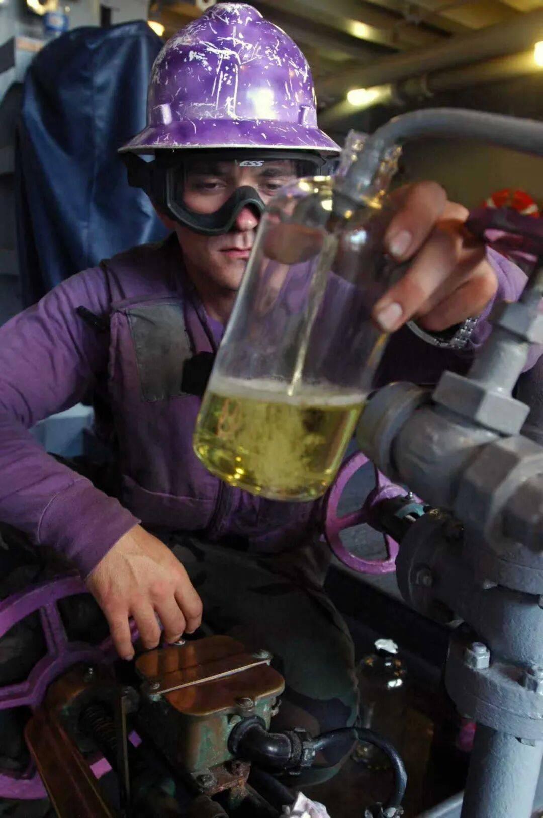 皇冠信用網网址_美海军在南海连摔两架飞机皇冠信用網网址，因电磁攻击？中国军号发文