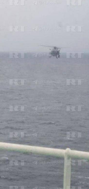 皇冠官网
_突发!美军真狠皇冠官网
,特种兵突袭北大西洋俄罗斯油轮,无视俄军核潜艇