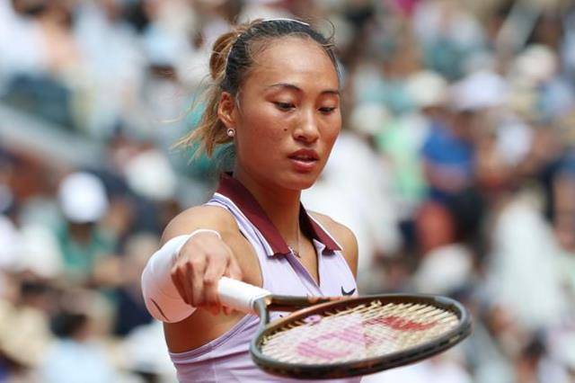 皇冠信用网会员账号_赢了皇冠信用网会员账号，郑钦文晋级女王杯8强，将与前美网冠军争4强