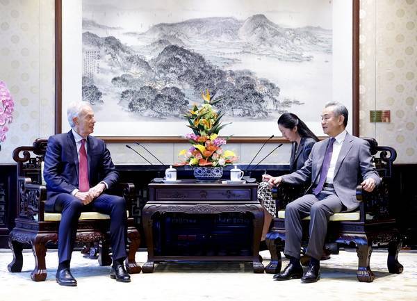 波尔图v阿尔艾利开罗_王毅会见英国前首相布莱尔：个别大国背弃国际责任波尔图v阿尔艾利开罗，中英应体现责任担当