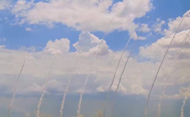 信用网怎么开户_卫星过顶中国西北信用网怎么开户，拍下不寻常一幕，解放军的意思，美军看明白了