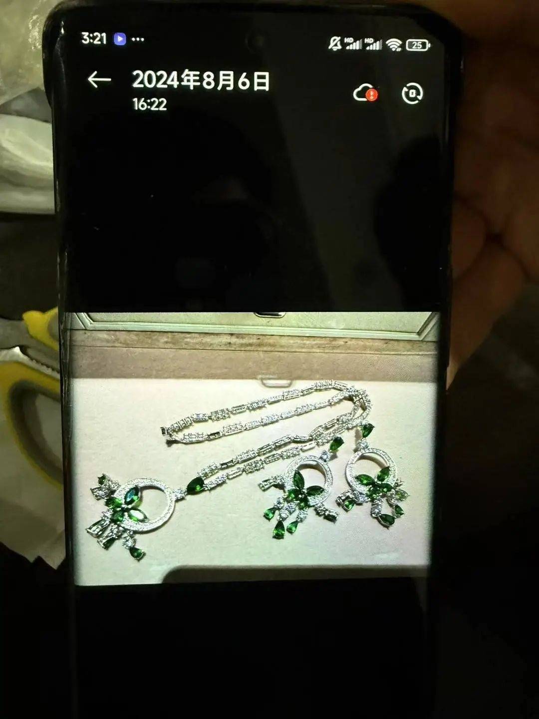 桑德兰vs西汉姆联_黄杨钿甜父母回应网络争议：“天价耳环”实际100多元桑德兰vs西汉姆联，别墅不是自家的，只是路过拍照