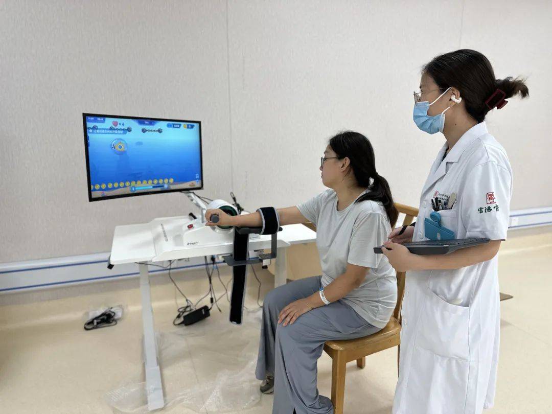 皇冠登3管理出租
_杭州32岁小伙每天打篮球到深夜皇冠登3管理出租
,一查“韧带撕裂”!近期多人中招