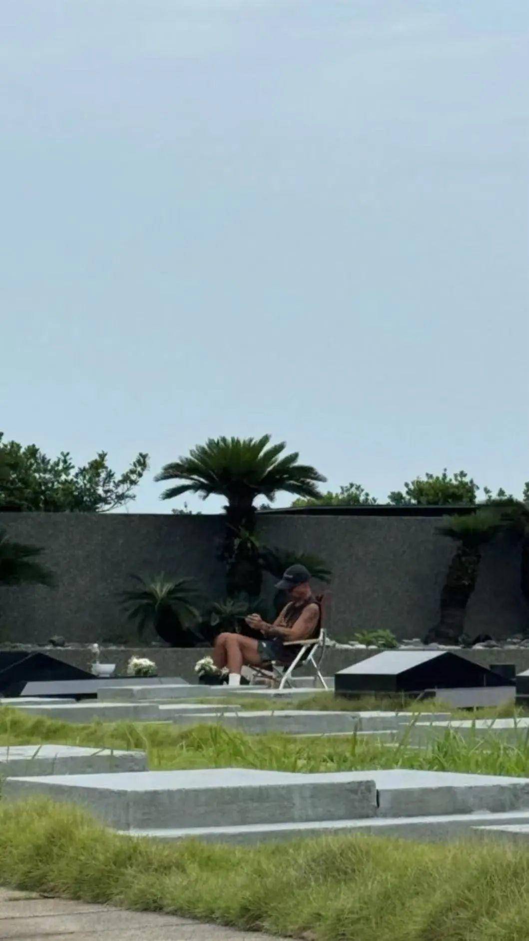 皇冠信用盘登2代理_24岁女生酷似大S走红:没整容