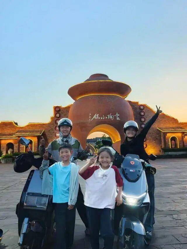 金浦vs全罗南道天龙_骑电瓶车带两娃跨越2000公里！安徽一家四口17天抵达成都金浦vs全罗南道天龙，本人回应：用喜爱的方式带孩子看世界