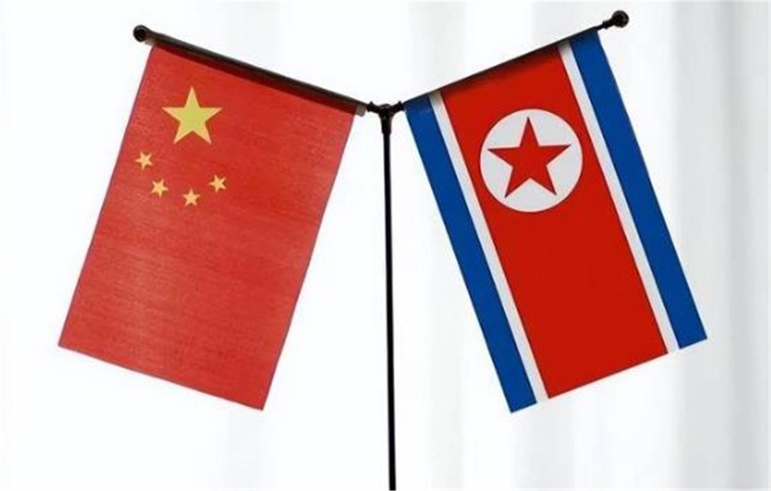 斯托克城vs西布朗_金正恩访华之前斯托克城vs西布朗，特意带着花去了一个地方，中国人一看，热泪盈眶