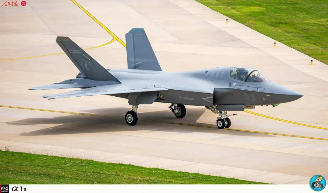 世界杯2026欧洲外围赛_中国歼-35最新画面世界杯2026欧洲外围赛!6枚中距弹、隐藏登机梯首次曝光!