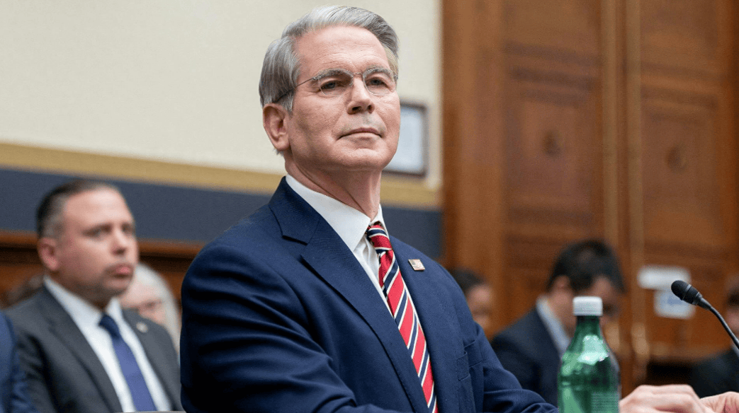 第四轮会谈来了意大利乙组联赛，特朗普通知中国，谈判加入新议题，中方订单归零 | 意大利乙组联赛