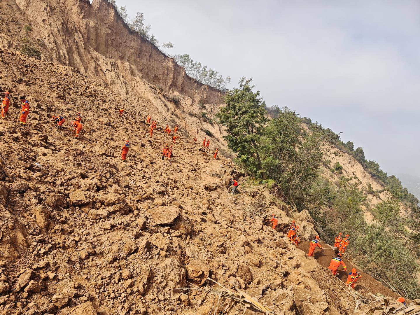 伯明翰 vs 米尔浜尔_农妇收玉米遇山体垮塌失联 当地搜救8天后停止 家属：在家中举办伯明翰 vs 米尔浜尔了告别仪式