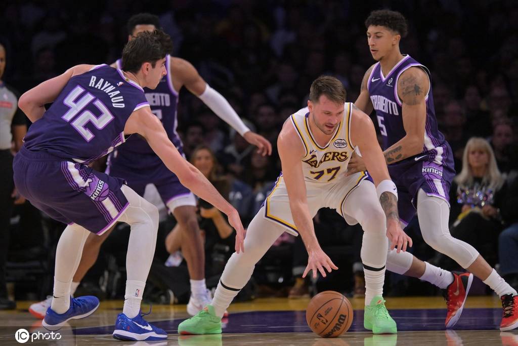 皇冠信用网如何申请
_詹姆斯24+5东契奇34+5+7 湖人大胜国王结束三连败